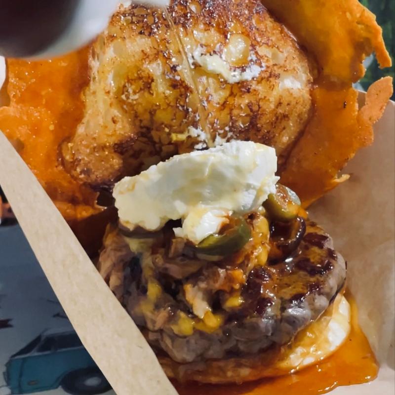 メープルプルドポークバーガー(サントゥーダイナー （Sun2Diner）)