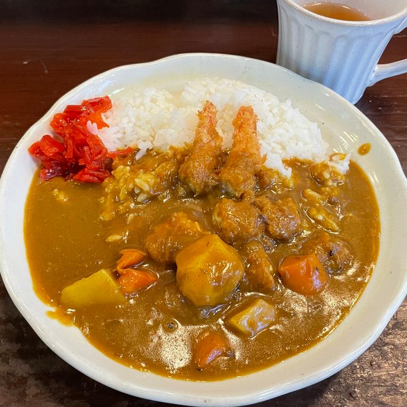 エビカレー(世茂利奈)