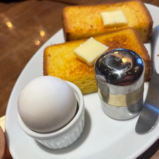 ブリオッシュトースト＆ゆで卵