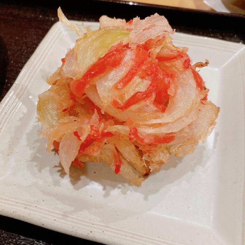紅しょうがと玉ねぎのかき揚げ(和麺処 天久)