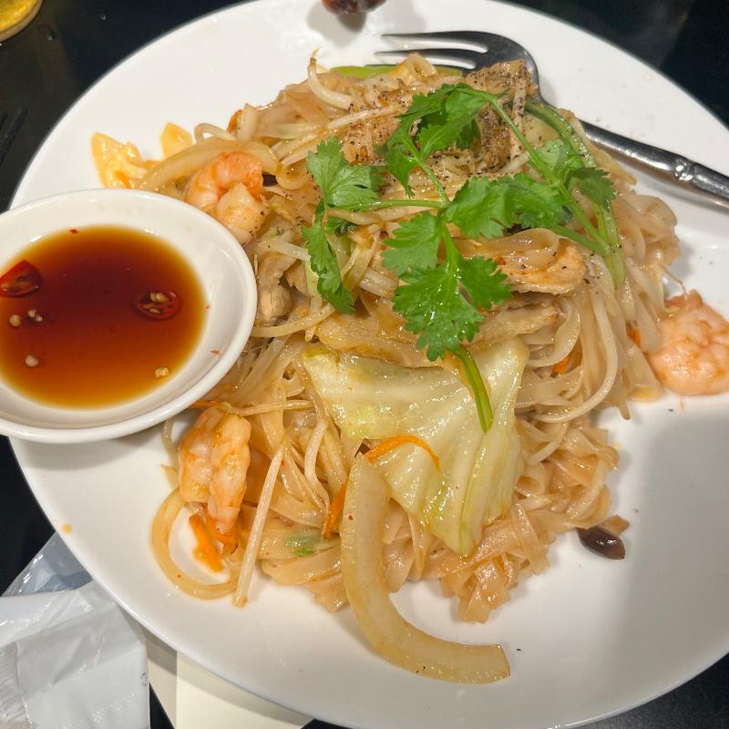 フォー炒め(ベトナム料理 バインセオサイゴン新宿 Vietnamese Restaurant Banh Xeo Saigon Shinjuku)