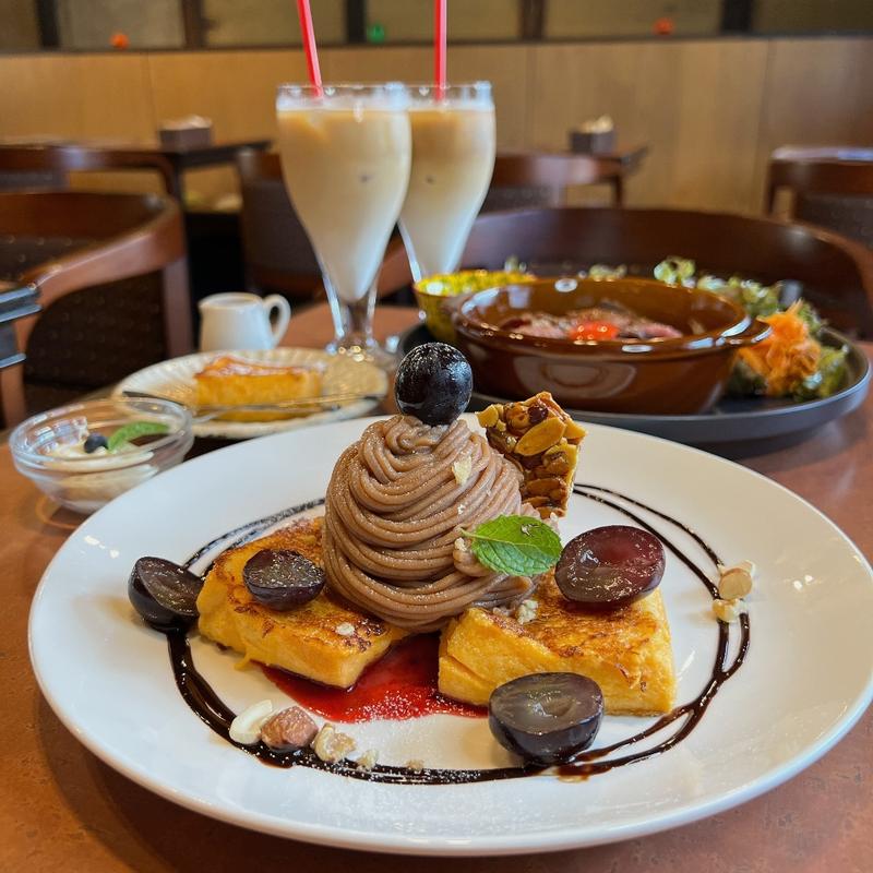 葡萄とモンブランのフレンチトースト  (drink set)(きわみ saredoフレンチトーストかふぇ)