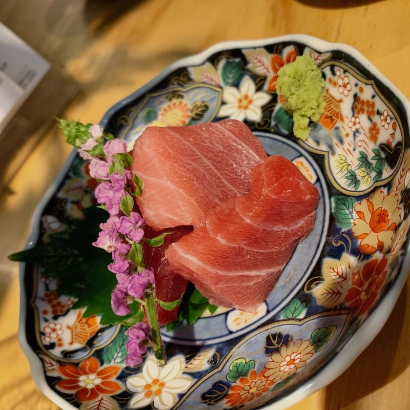 本鮪刺し(NUMBER SHOT 天神店)