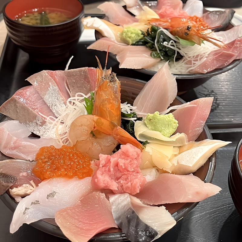 特盛  海鮮丼ランチ(魚菜屋 )