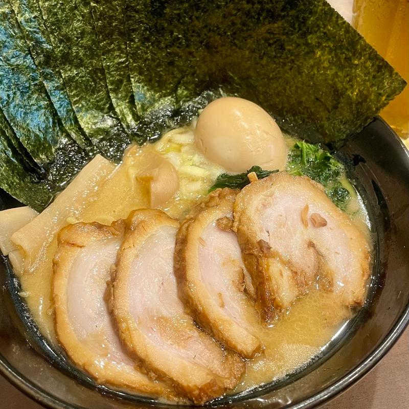 醤油豚骨特松壱家ラーメン（並）(横浜家系ラーメン松壱家 平塚店)