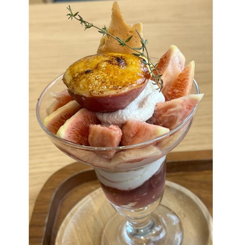 イチジクパフェ(DOUBLE FLAT)