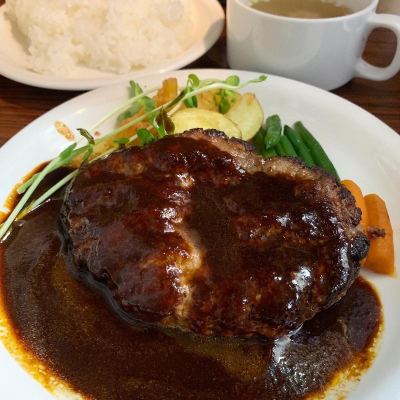 ハンバーグステーキ(デリス （delices）)