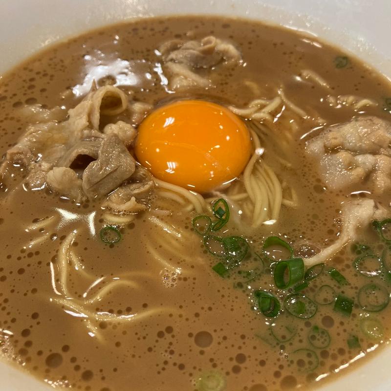 肉たまラーメン(村の駅食堂)