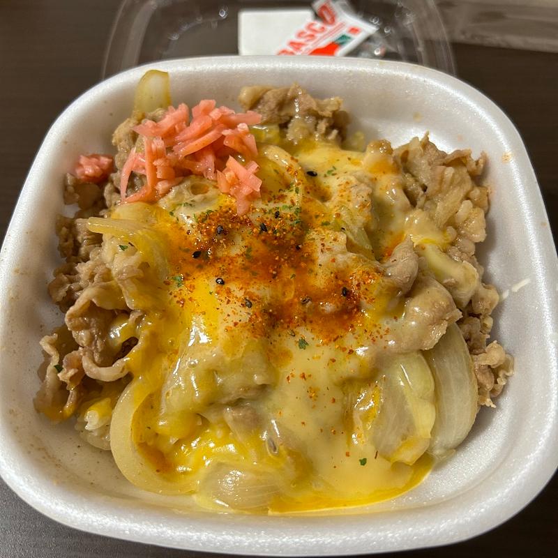 とろ〜り3種のチーズ牛丼 特盛(すき家 155号常滑大鳥店)