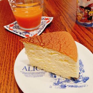 焼きたてチーズケーキ(りくろーおじさんの店 エキマルシェ新大阪店 )