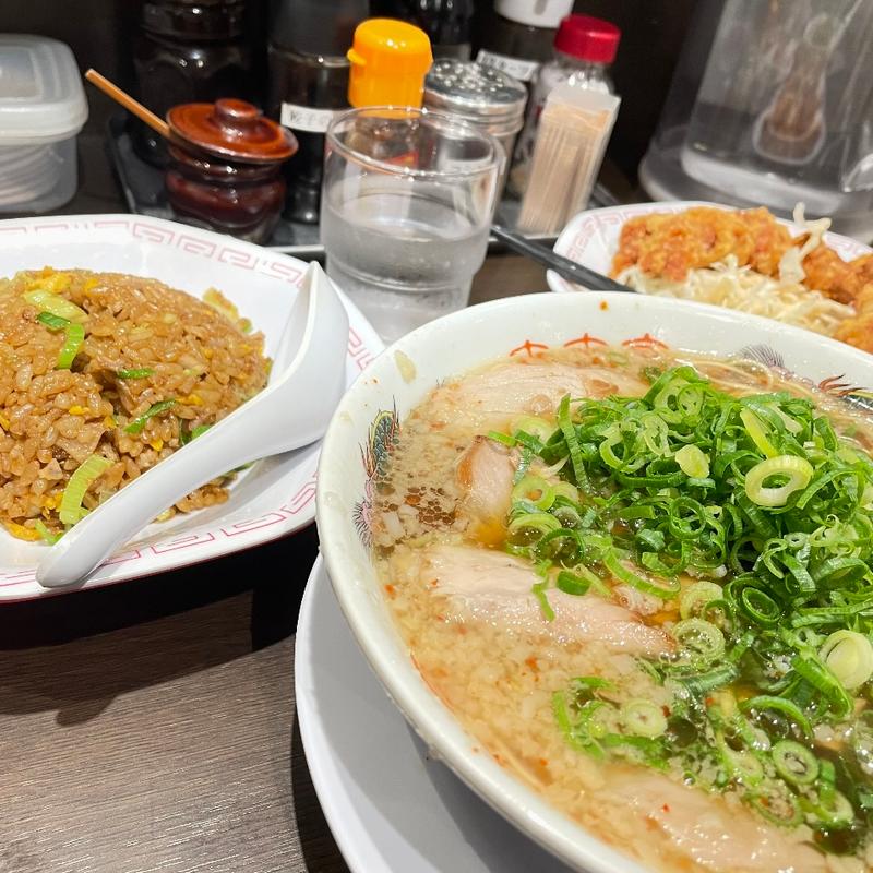 がっつりセット（ラーメン、焼飯、唐揚げ）(来来亭　 竜王店 )