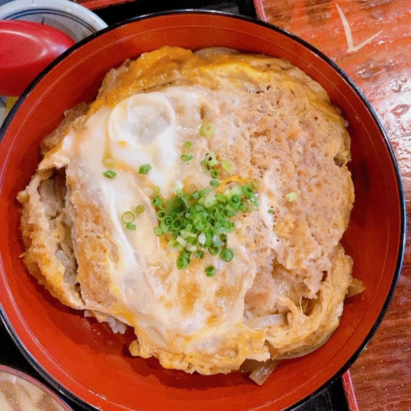 カツ丼（丼ぶり山賊定食）(田舎ぢゃや )