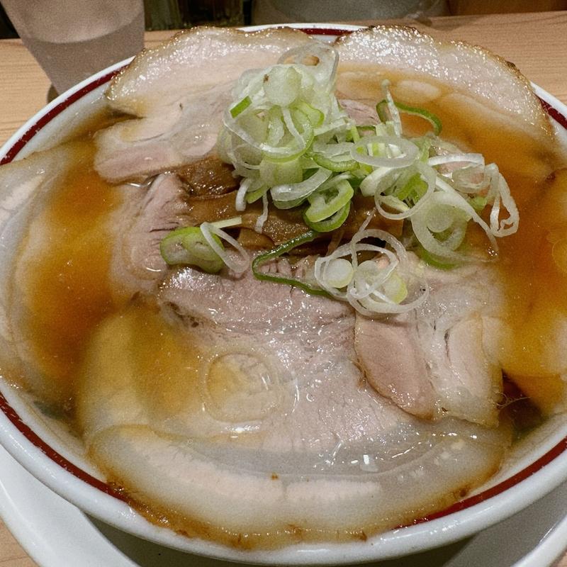 チャーシュー麺大盛り(東京煮干し らーめん玉 東京駅店)