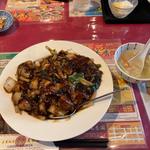 仙台牛バラ煮込み飯