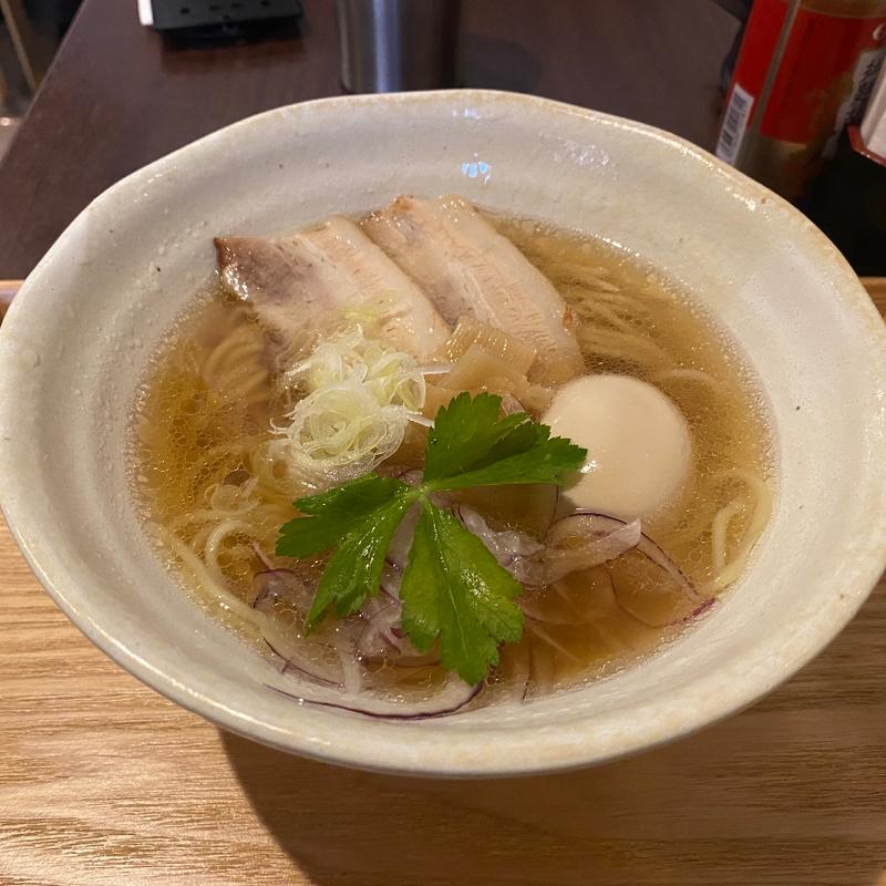 噂の醤油ラーメン　煮卵(麺屋やま 本町店)