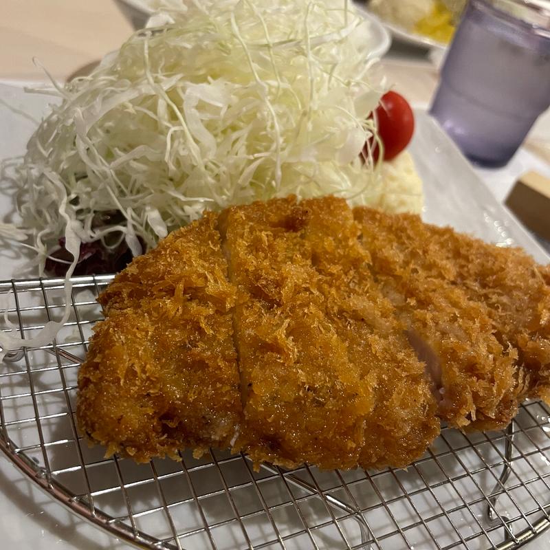 とんかつ定食(鉄板焼肉KINTO 神保町本店)