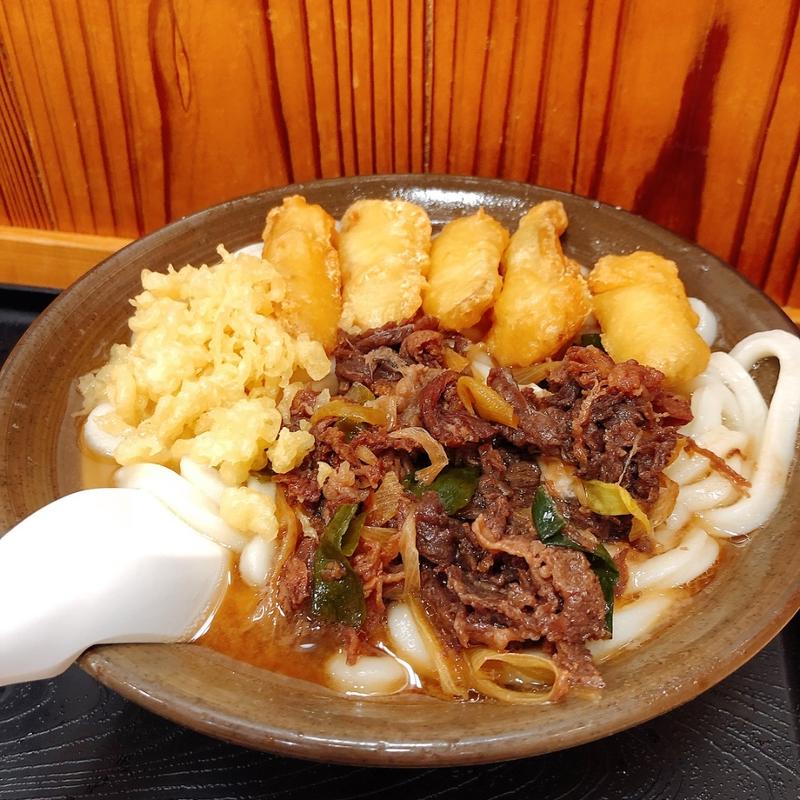 (牧のうどん 博多バスターミナル店)