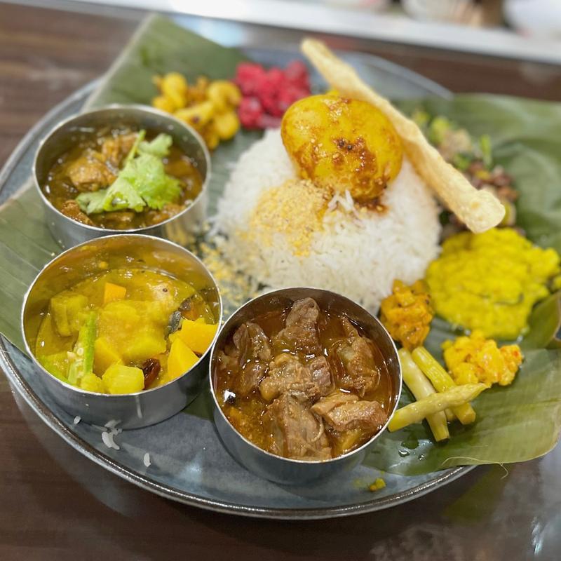 カレーセット 選べるカレー2種(まるひろ 昼の部カレー)