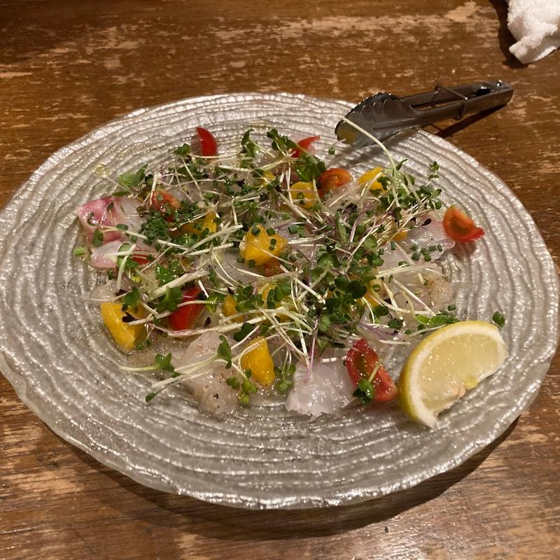 真鯛のカルパッチョ(ワイン食堂 イナセヤ マーレ 千歳船橋店)