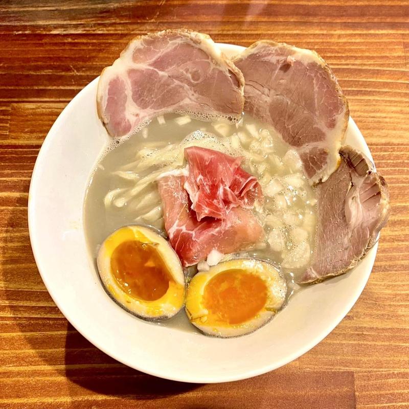 冷やし煮干し(ビーフラーメン＆つけ麺 シゲジン)
