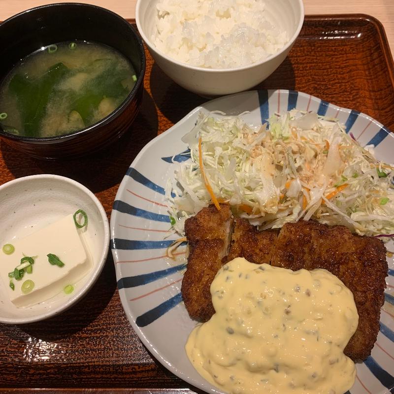 チキン南蛮定食(やよい軒 西新宿店)