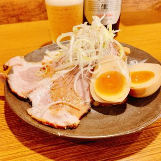 おつまみ三種盛(新潟長岡 生姜醤油らーめん みずさわ)
