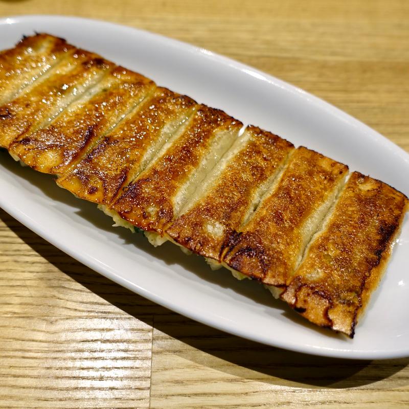 焼餃子（8個）(神戸餃子オレギョ裏天王寺店)