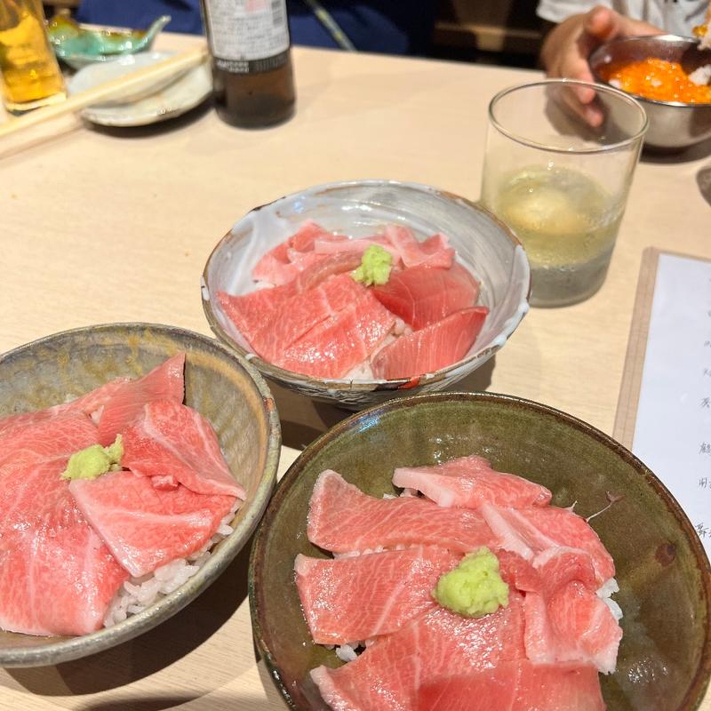 マグロ丼(酒処 響)