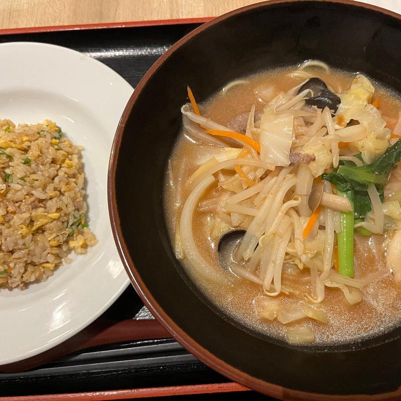 本日のランチセット(とらの穴 （トラノアナ）)