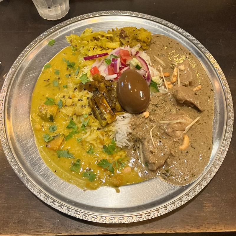 メティマライチキン+台湾風煮卵(定食堂 金剛石)