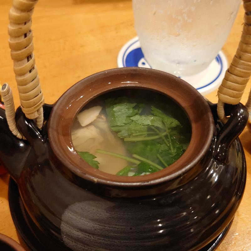 土瓶蒸し(割烹食堂かいね)