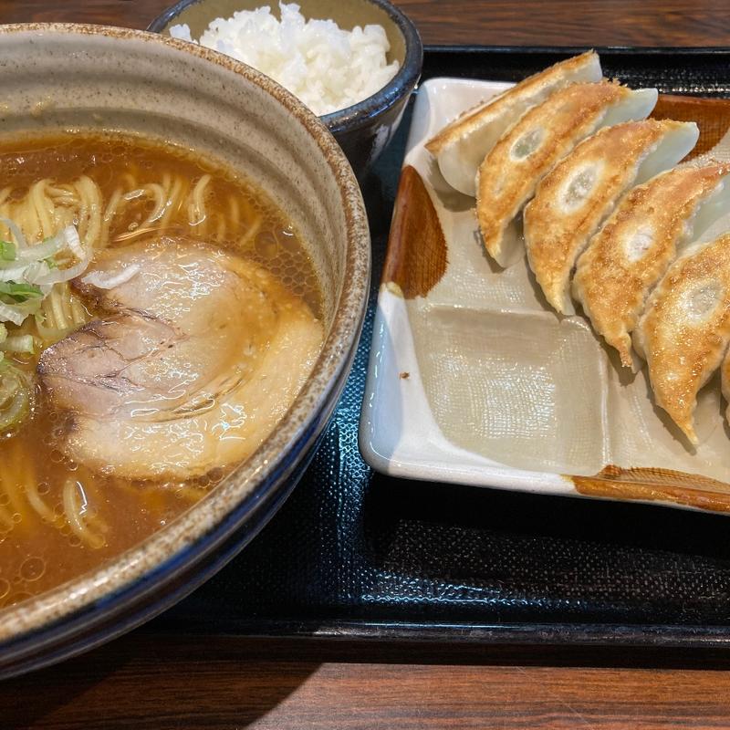 餃子定食(五味八珍 川島田店 )