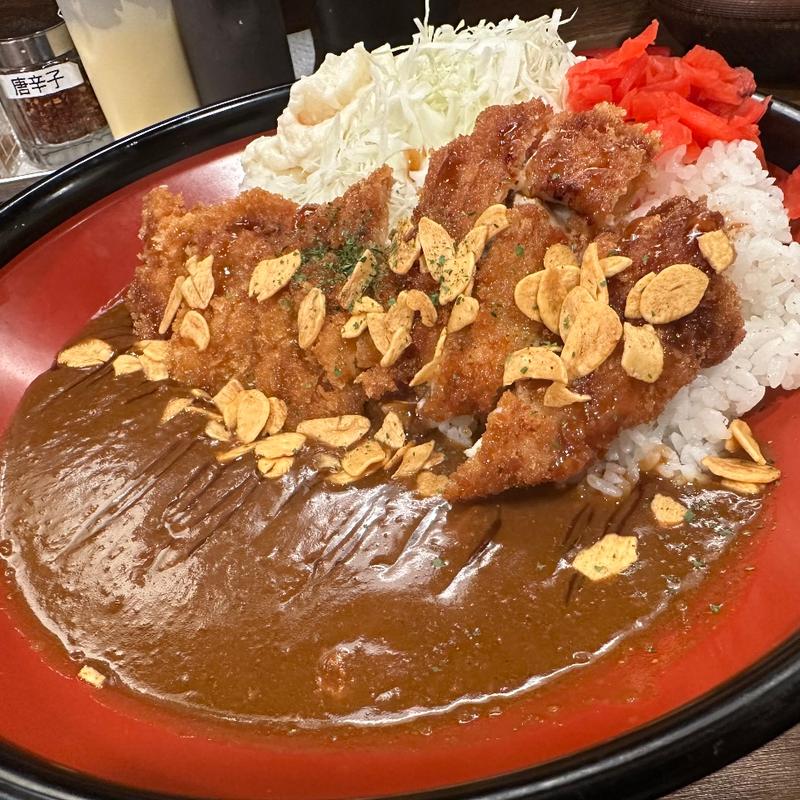 デカ盛カツカレー(けんちゃんカレー 中野店)