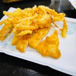 単品天ぷら、野菜、とり天(純手打うどんそば 吉野屋本舗)