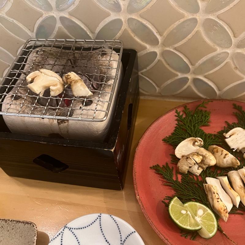 松茸　七輪焼き(十香 立呑和バル)