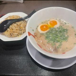 (博多とんこつラーメンまるせん)