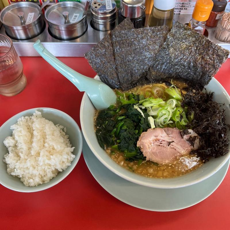 味噌ラーメン　半ライス(ラーメン山岡家 越谷レイクタウン店)