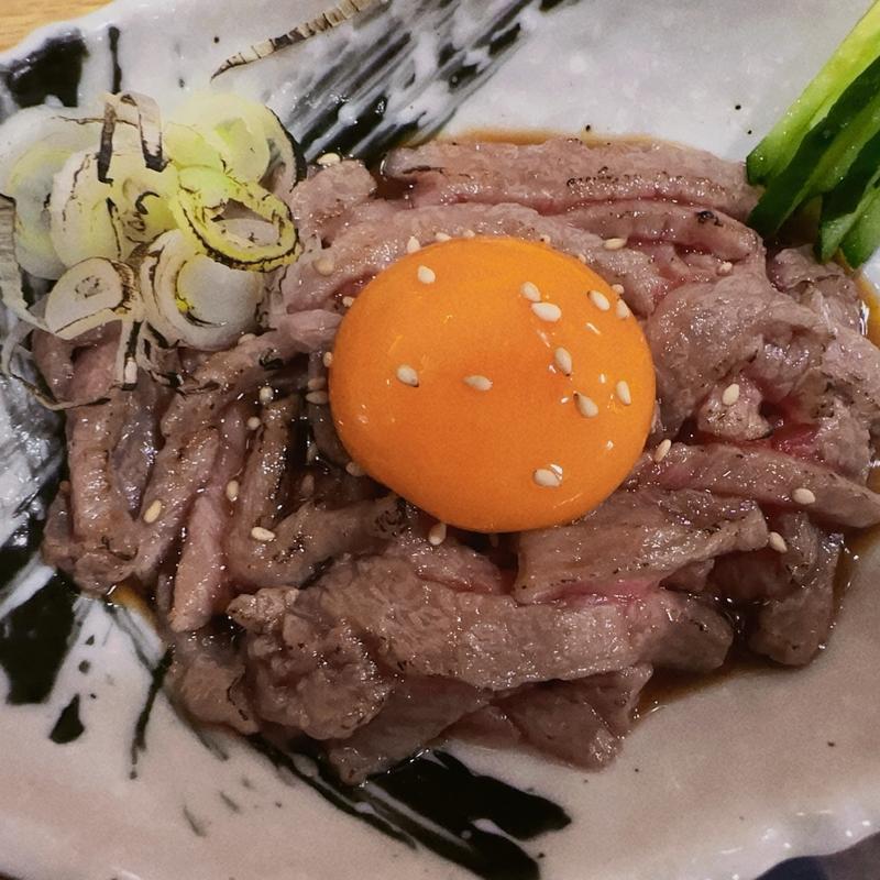 米沢牛炙りユッケ(焼肉みよし)