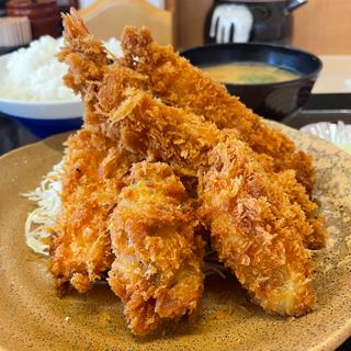 海鮮フライ定食(かつや 三重松阪店 )