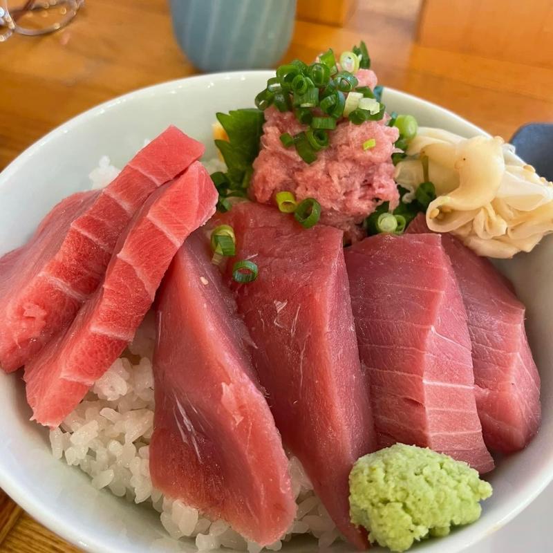 本鮪丼(本鮪丼なかばやし)