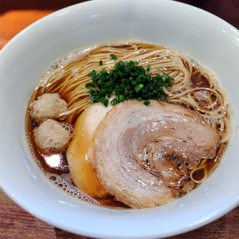 醤油ラーメン 大(麺や而今 （じこん）)