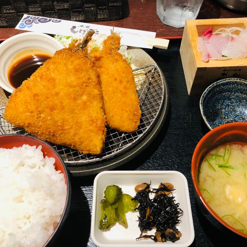 アジフライ定食 ちょい刺身(くいもん家　しげぞう 鹿児島中央町店 （【旧店名】黒豚とんかつ薩摩酒房しげぞう）)