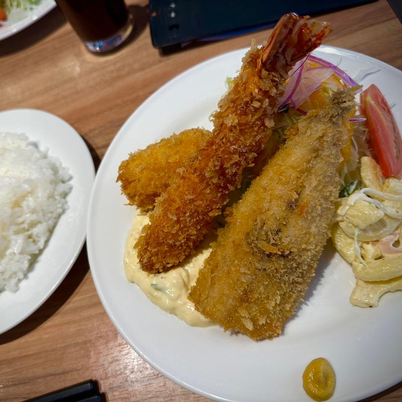ミックスフライ定食(路地ダイニング こめり)