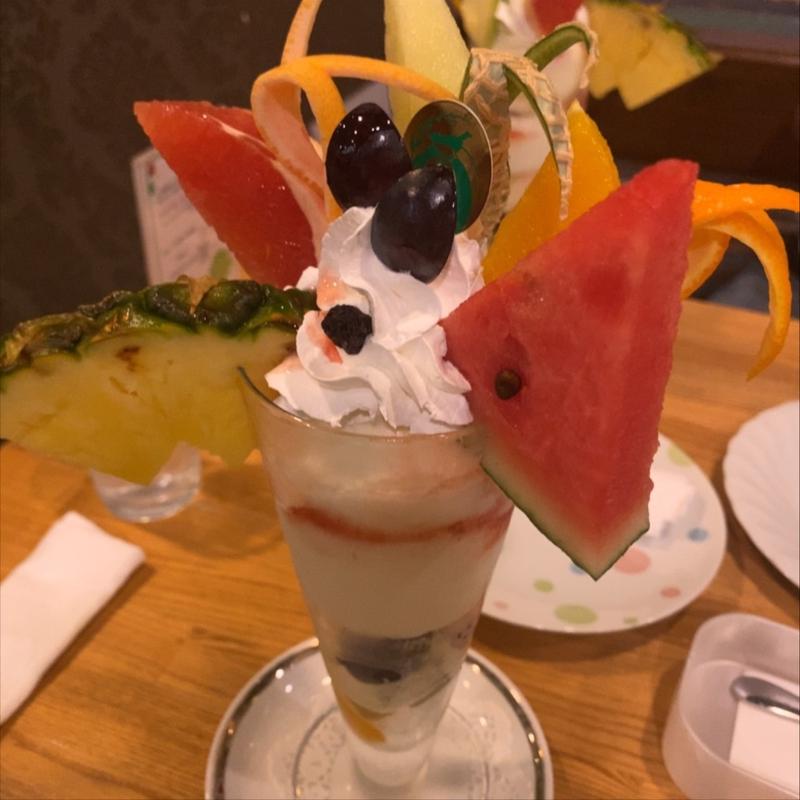 フルーツパフェ(フルーツ大野ANNEX)