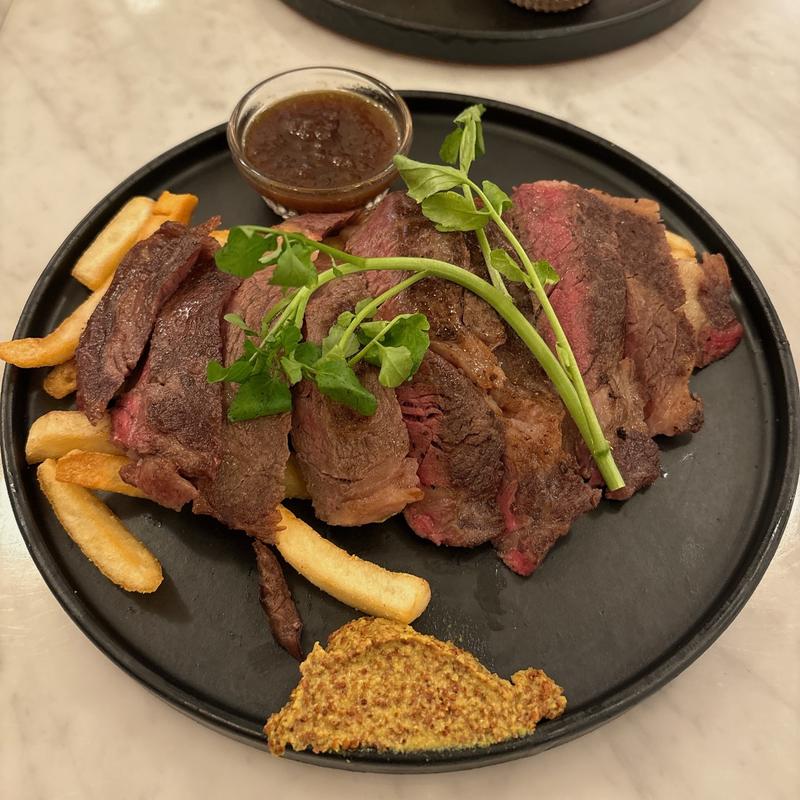 US産リブアイステーキ 自家製醤油ソース 200g(バーガーマニア 白金高輪店)