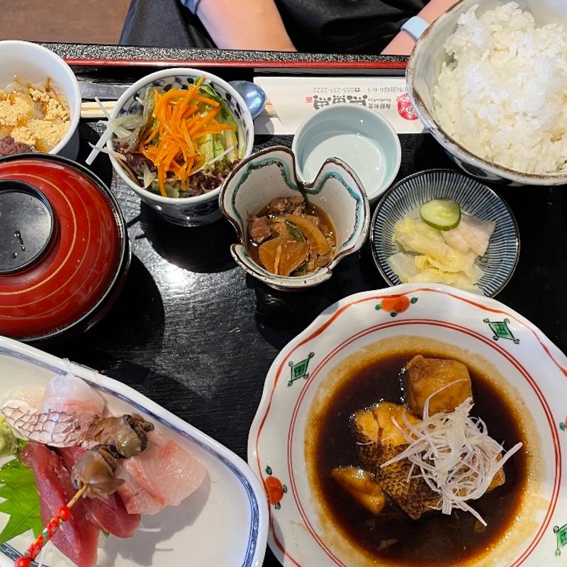 日替わり定食（煮魚）(魚魚魚)