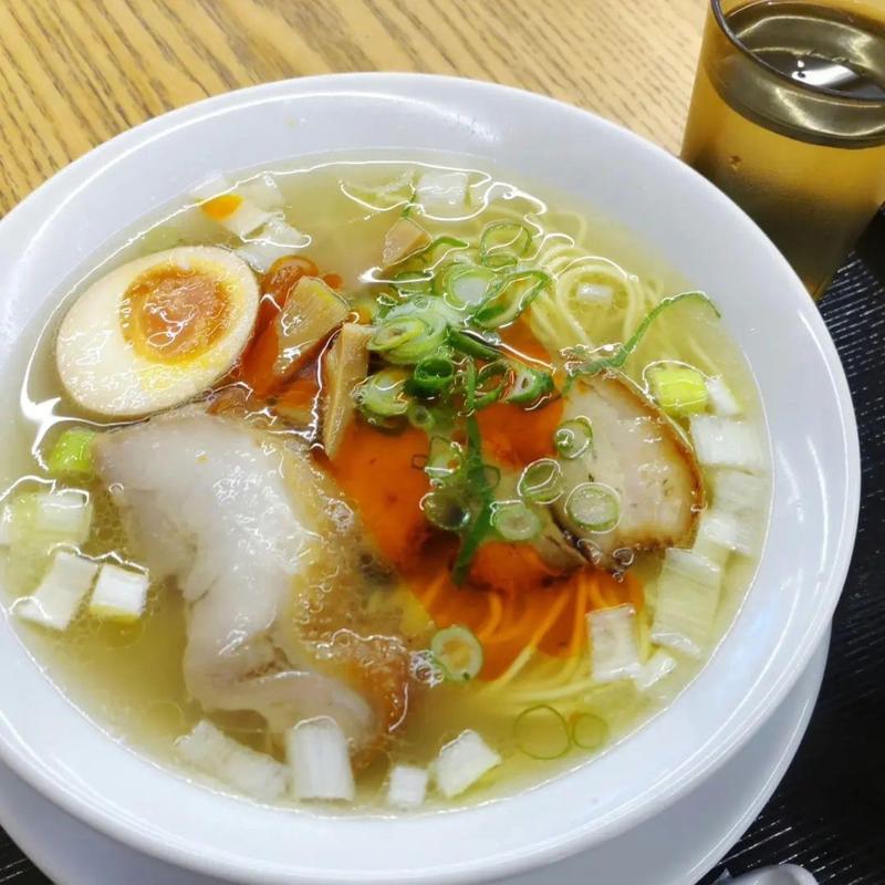 しお中華そば(鳥藤とりそばスタンド)