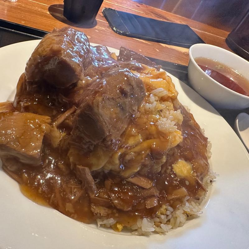 お肉ゴロゴロ玉子あんかけチャーハン(モダンチャイニーズ ムサシ （Modern Chinese ムサシ）)