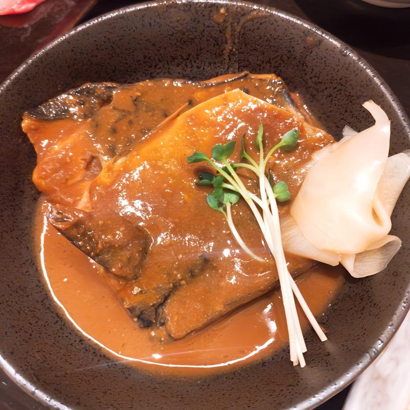 サバの味噌煮(まるうお )