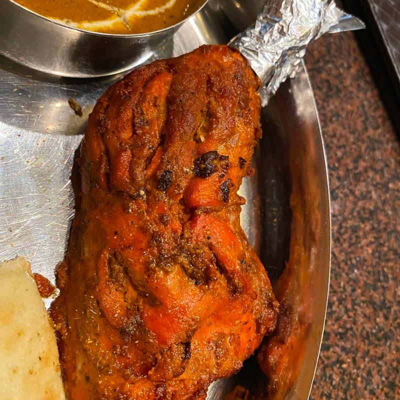 タンドリーチキン(スリガネッシュ)